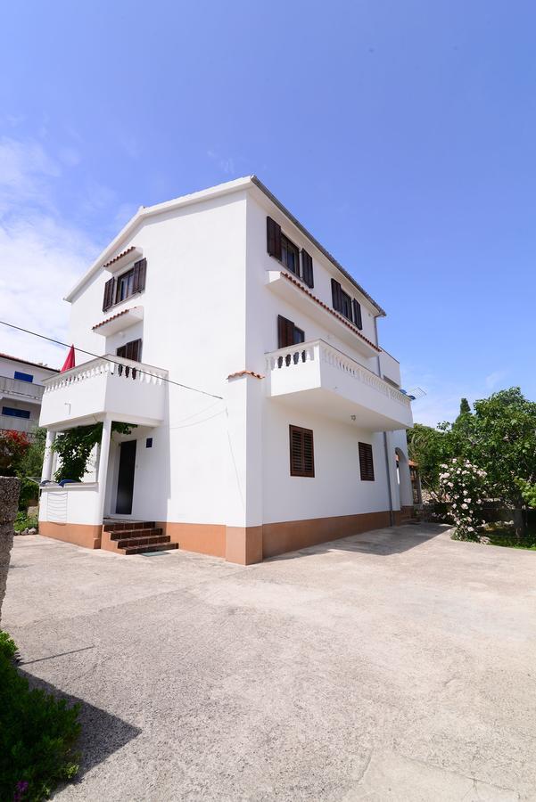 Apartments Ana Mali Losinj Ngoại thất bức ảnh